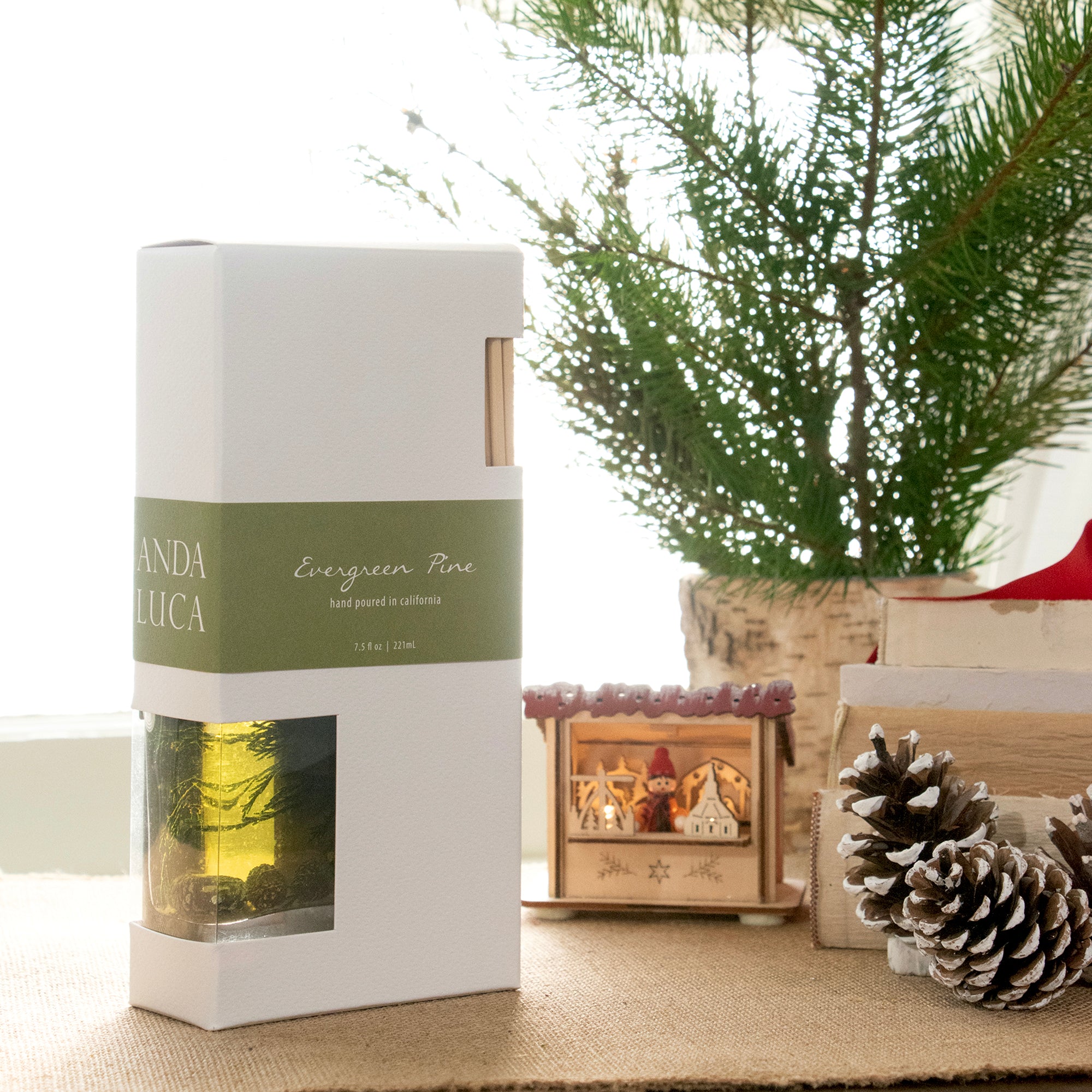 Andaluca Evergreen Pine Scented Potpourri | Made in California | 20 oz Bag + Fragrance Vial