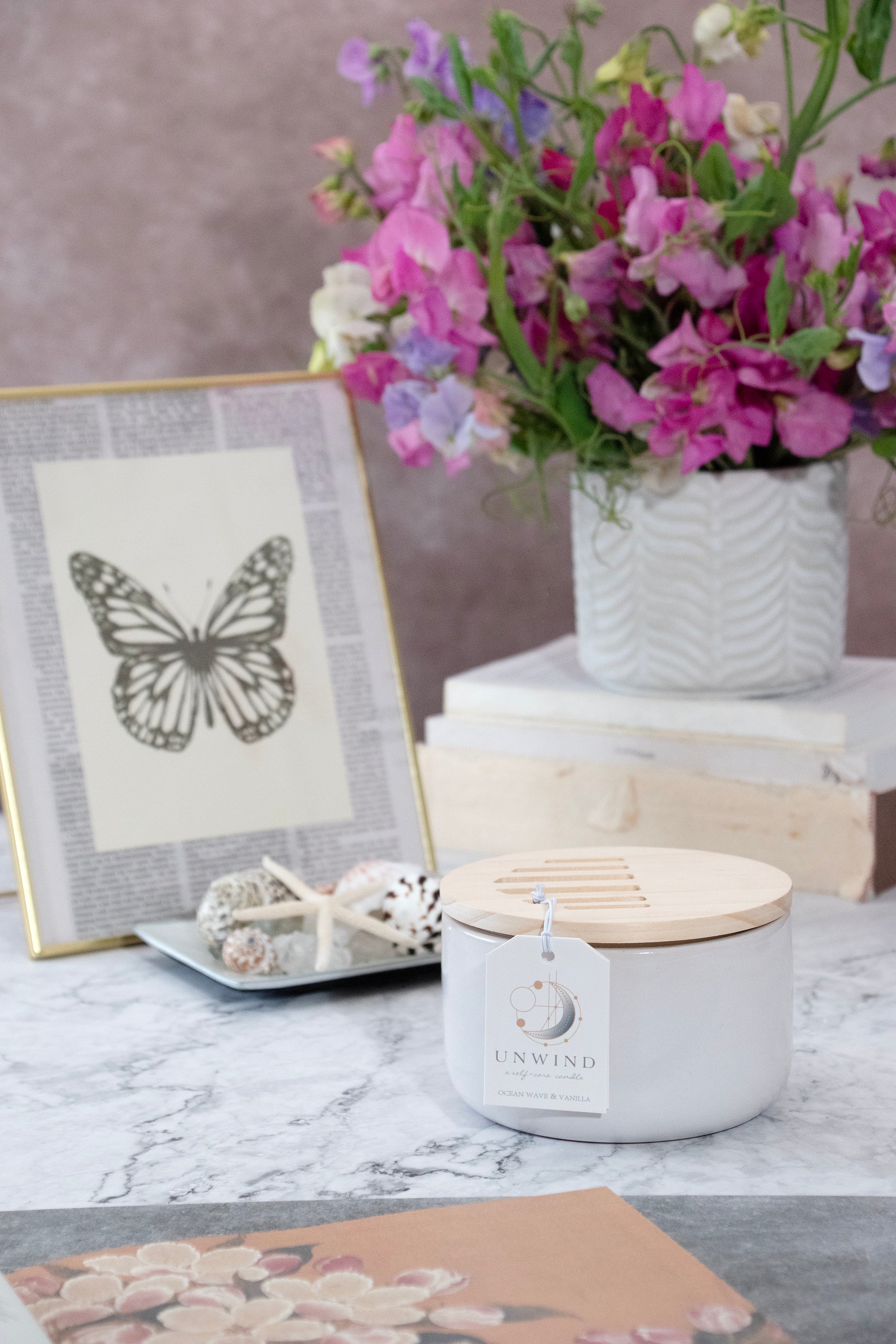 UNWIND: Ocean Wave & Vanilla Candle